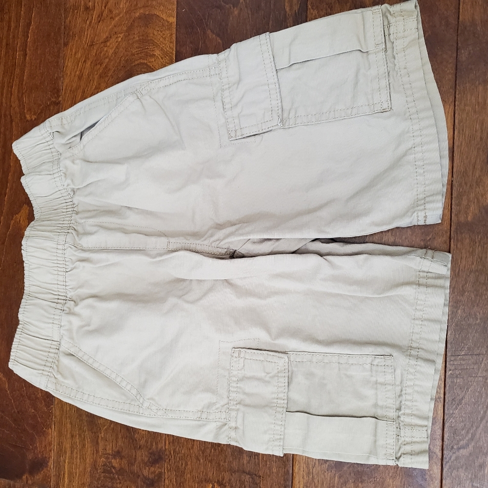 Boy's Children's Place khaki shorts